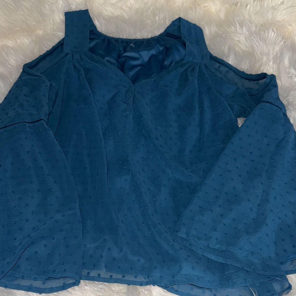 Kensie Women's Blue Cold Shoulder Top